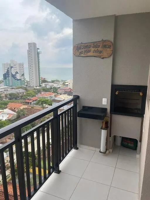 Ap A 2 Quadras Da Praia E Proximo Ao Beto Carrero Piçarras Lejlighed